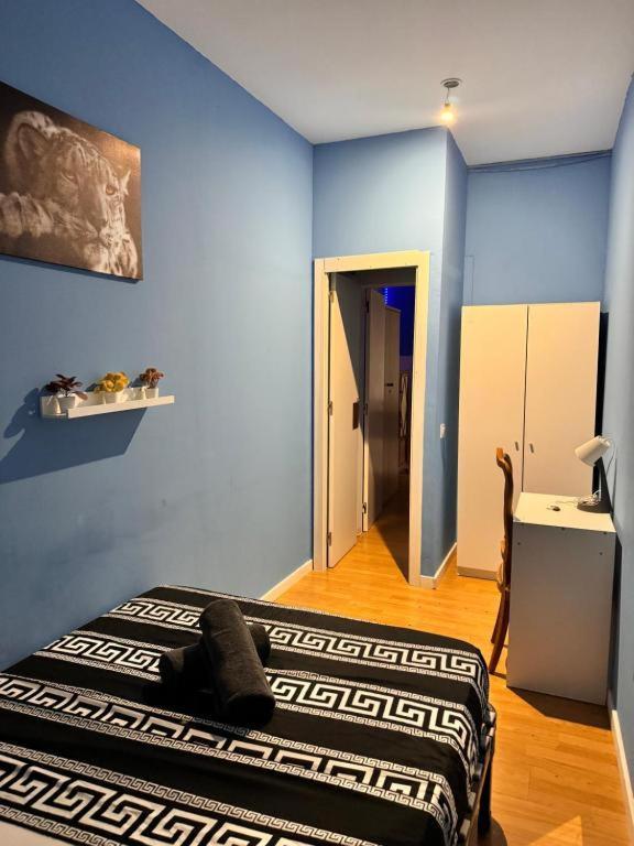 Rooms In Spacious Apartment In City Center Barcelona Eksteriør billede